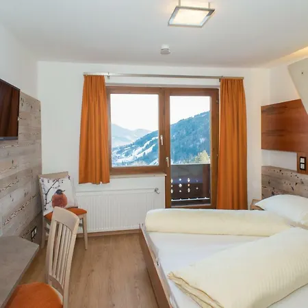 Alpenperle Apartment *